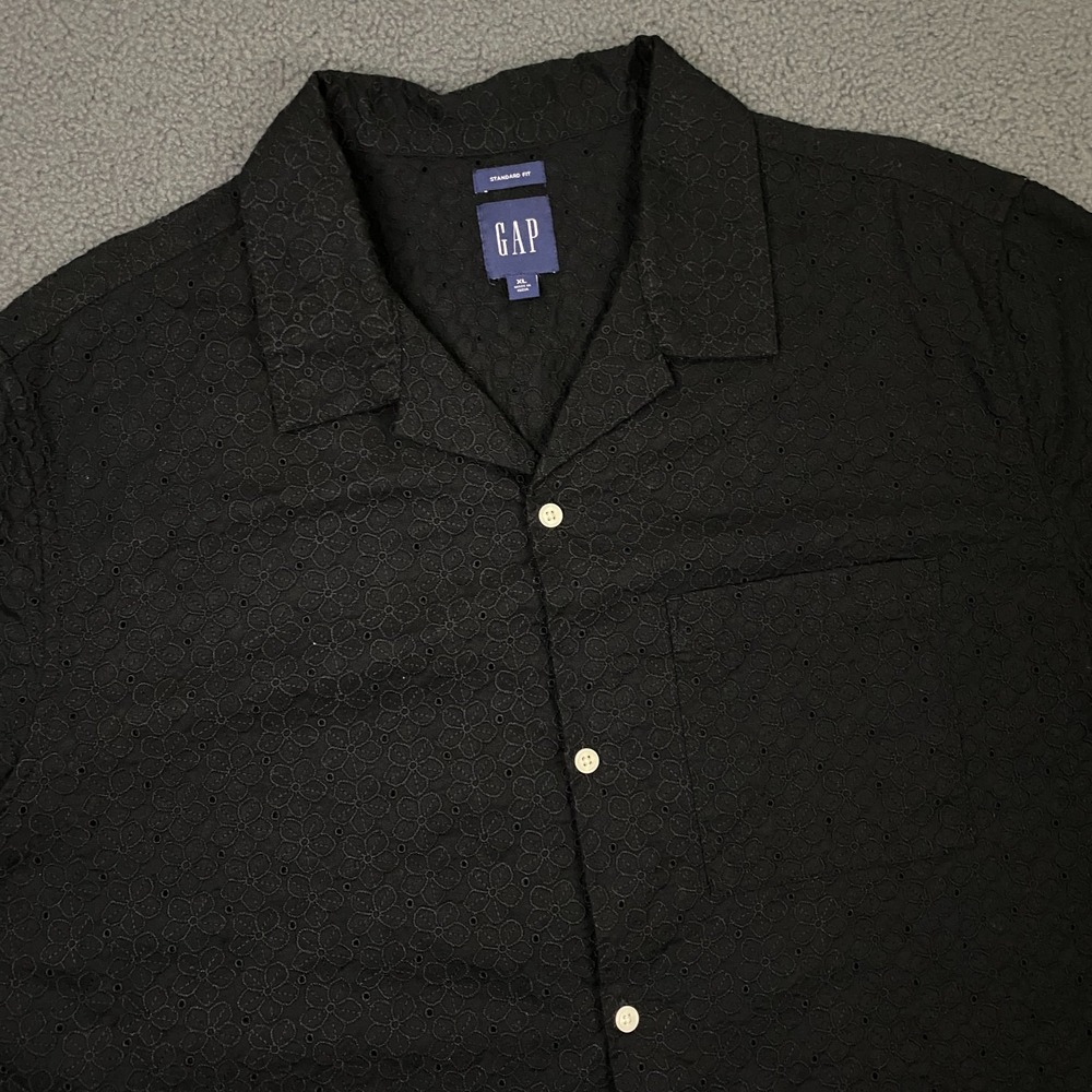 Gap Shirt Mens XL Black Eyelet Embroidered Camp‎ Collar Resort Vacation